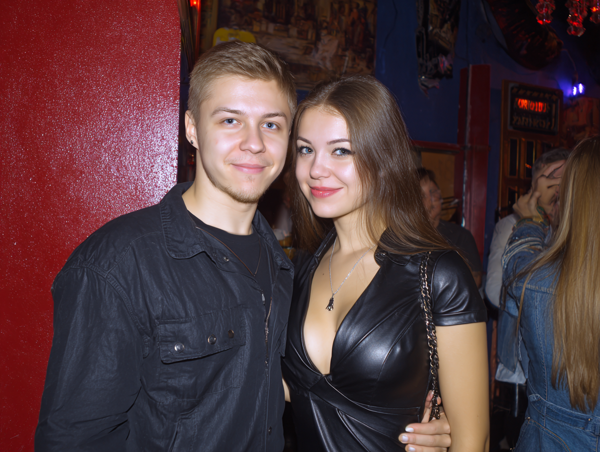 Парни и девушки из Комсомольска-на-Амуре