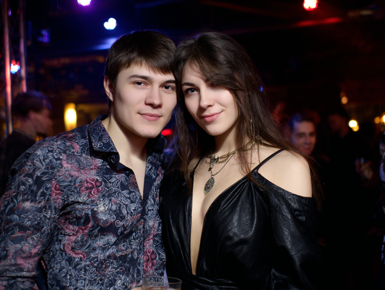 Парни и девушки из Красногорска