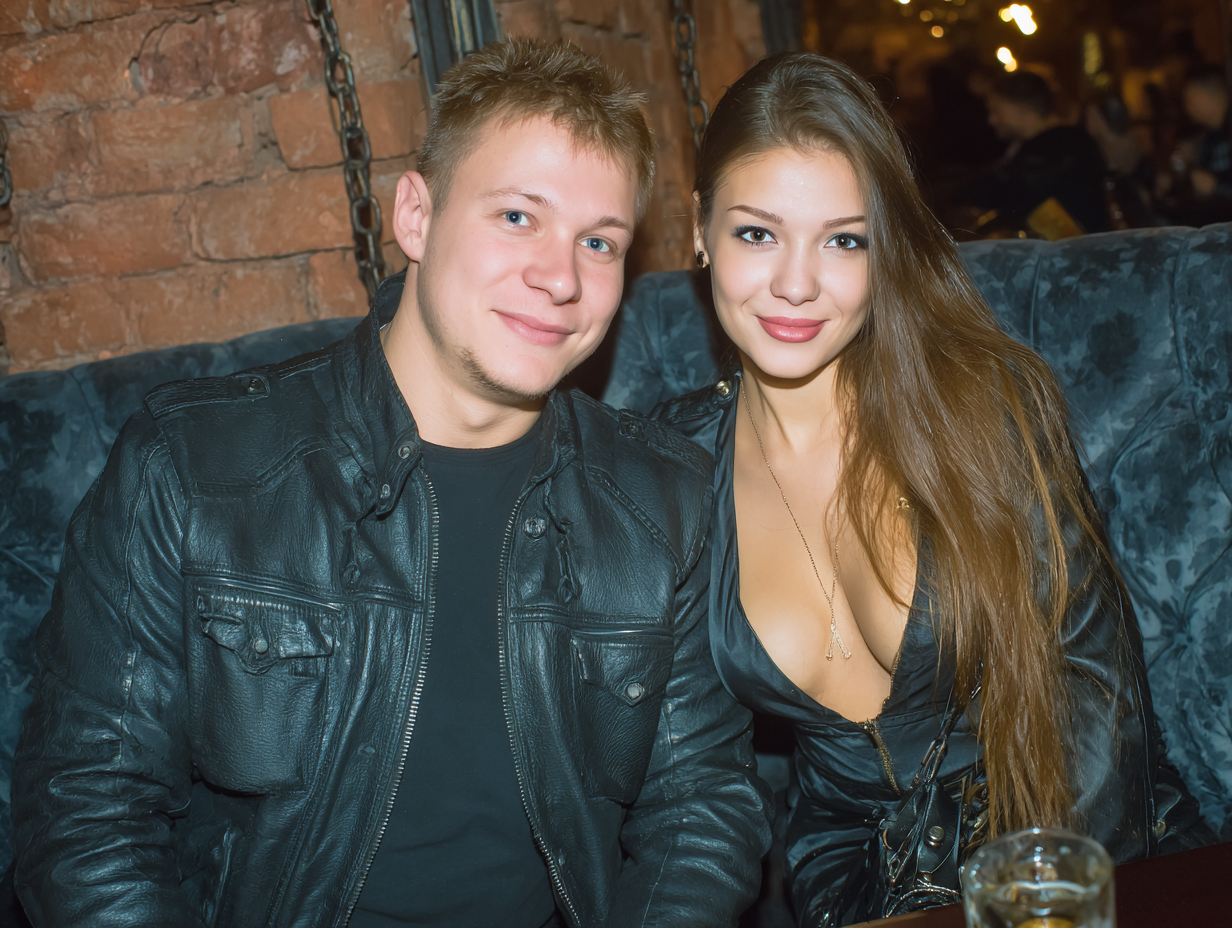 Парни и девушки из Омска